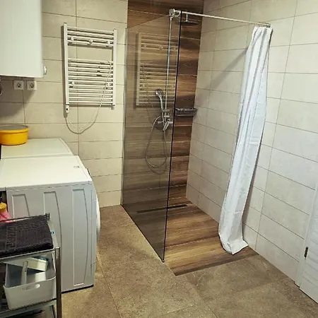 Lägenhet Green Apartment Cerknica
